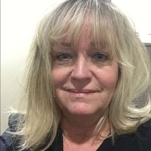 Meet your Posher, Joni